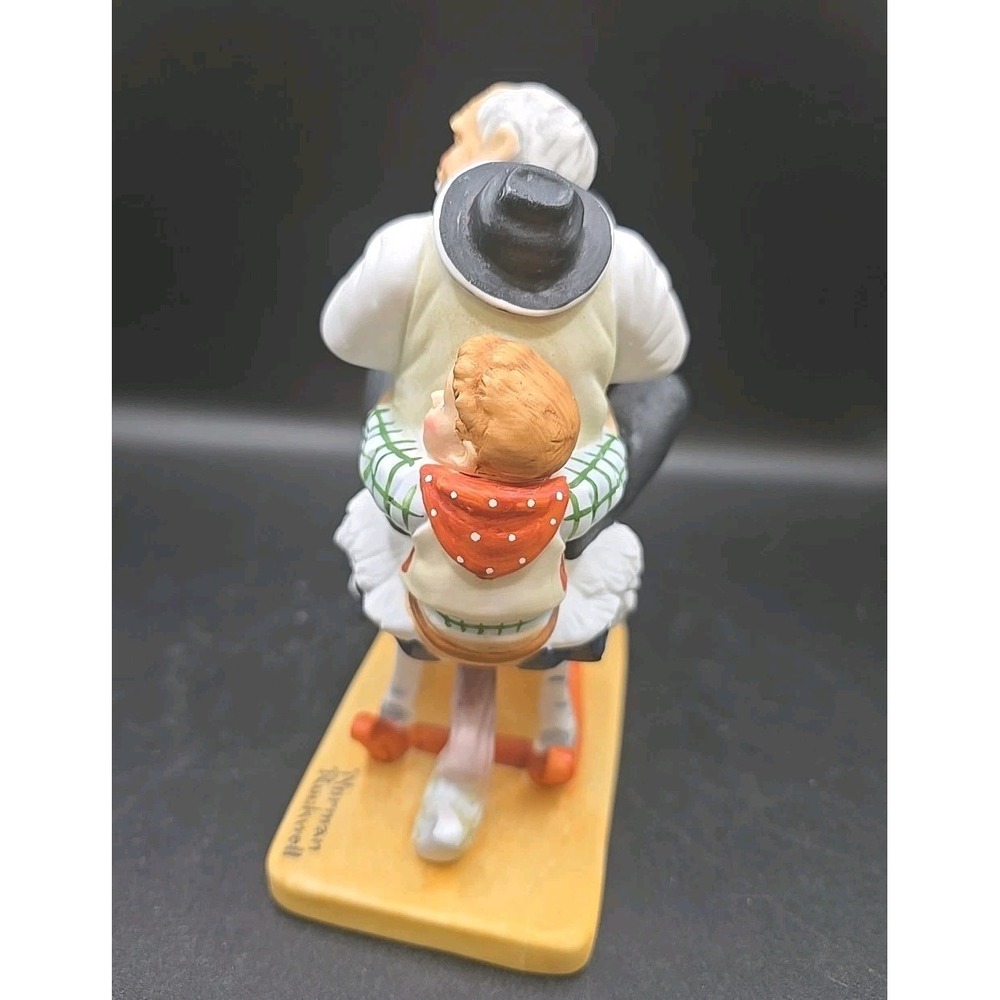 VTG Danbury Mint Norman Rockwell Figurine Gramps At The Reins Porcelain Japan 6" - Picture 2 of 8